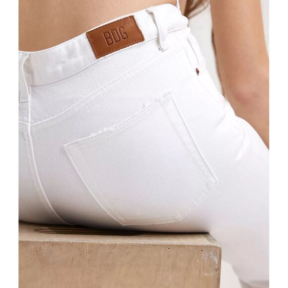 BDG Urban Outfitters White Pax High Rise Straight Leg Jean Fray Hem Size 29 x 32 - Picture 2 of 16